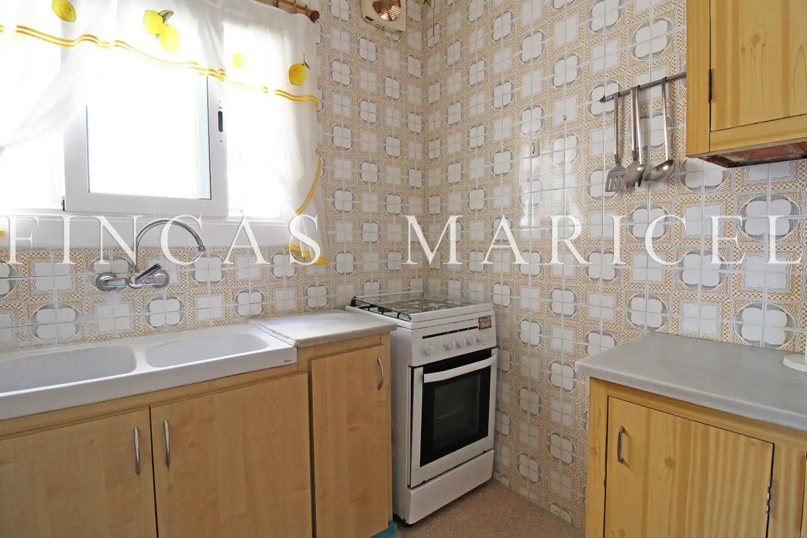 Kitchen of Attic for sale in Sitges  with Heating and Terrace