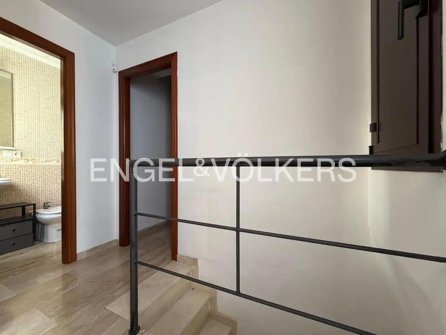 Attic for sale in Sevilla  with Air Conditioner, Heating and Terrace