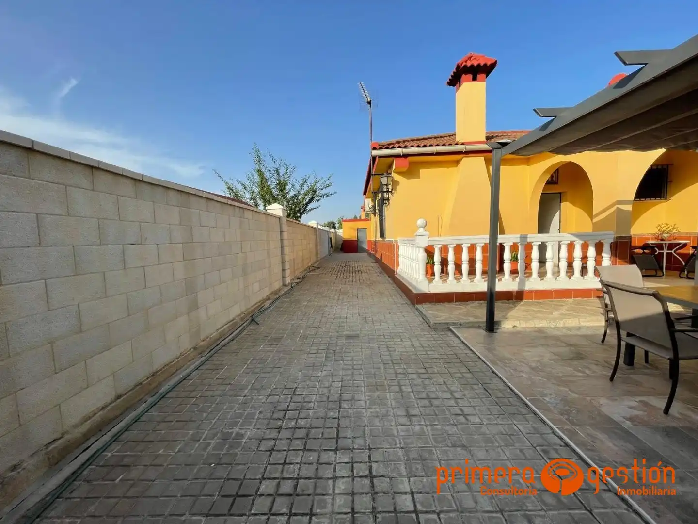 Chalet con piscina en venta en Carmona, imagen 12
