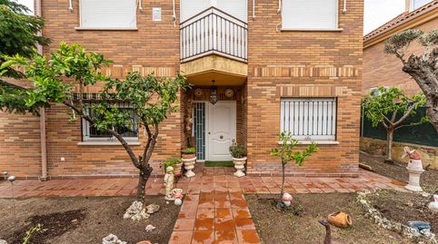 Photo 2 of Houses for sale in Calle de las Higueras, Serranillos del Valle, Madrid