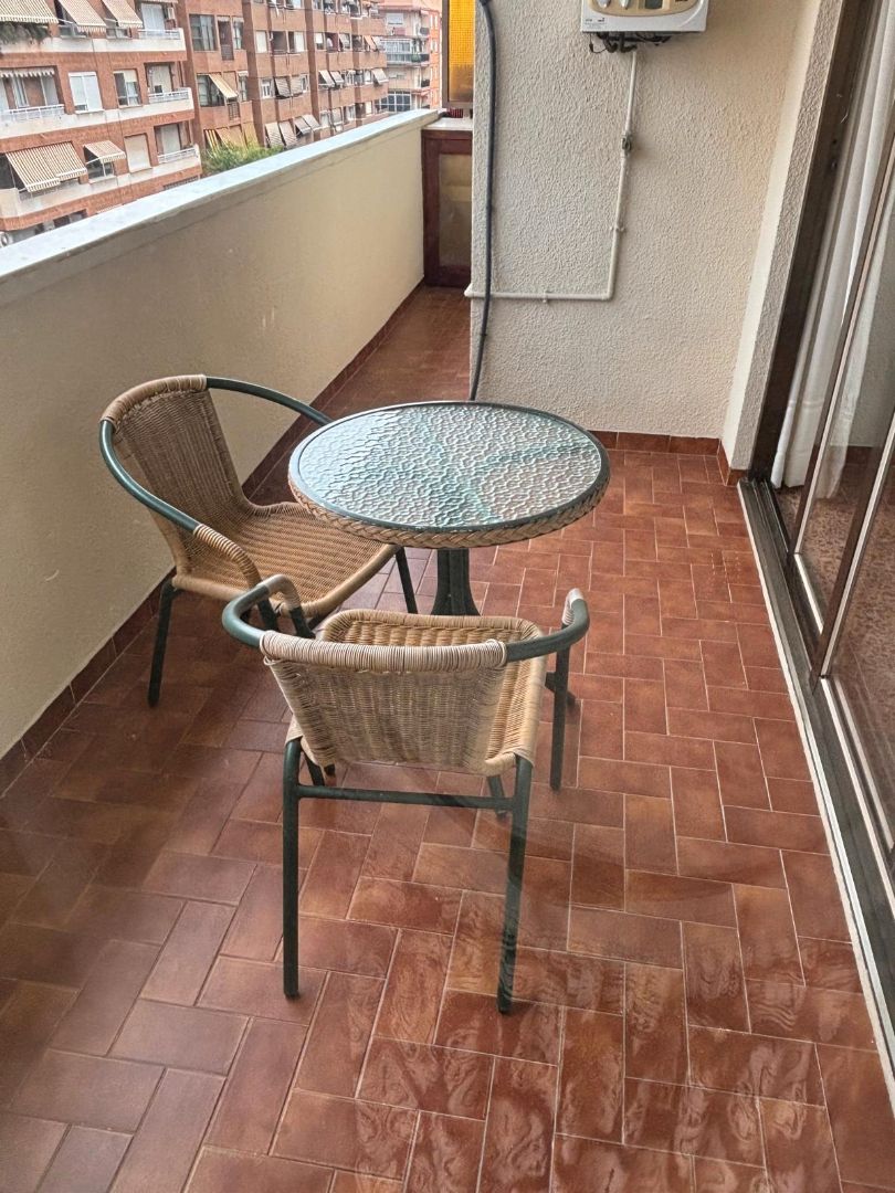 Balcony of Flat to rent in  Valencia Capital  with Air Conditioner, Heating and Furnished