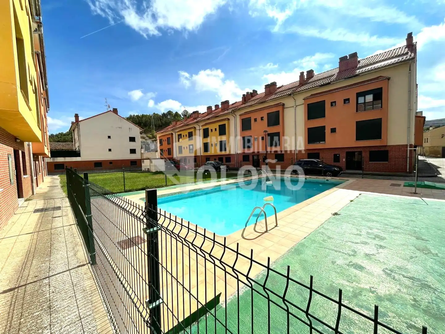 Schwimmbecken von Maisonette zum Verkauf in Cuzcurrita de Río Tirón, La Rioja