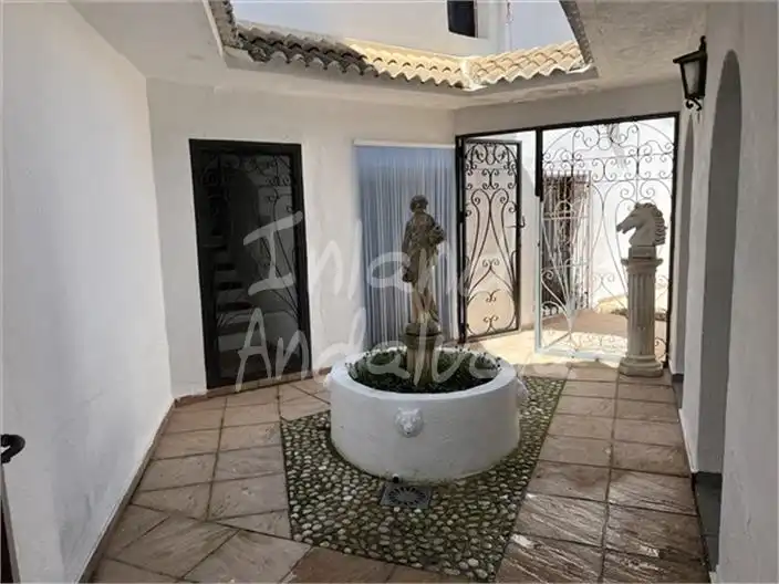 Casa adosada en venta en Frailes con Terraza, Trastero y Piscina