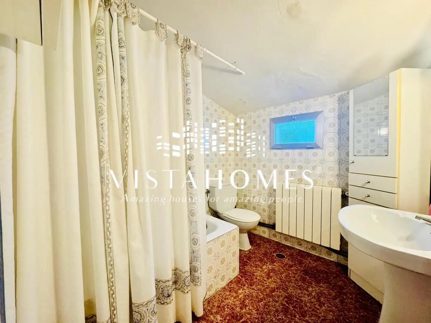 Baño de Casa adosada en venta en Chinchón con Calefacción, Jardín privado y Terraza