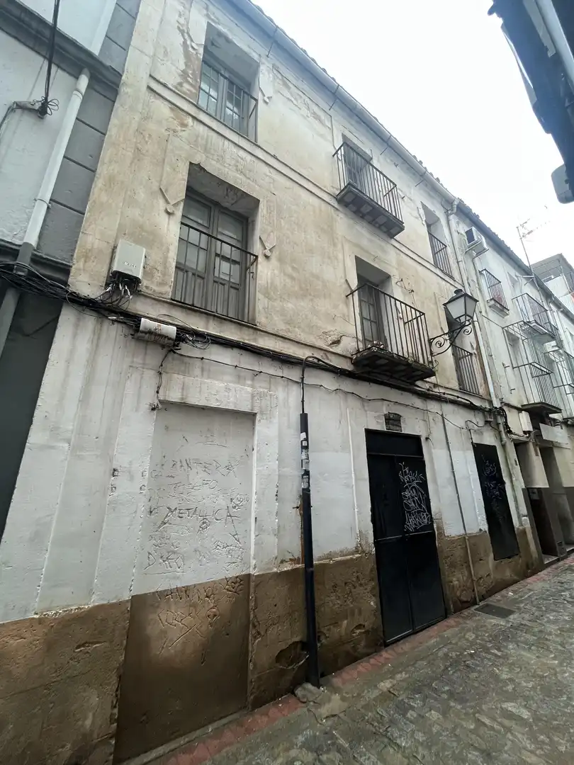 Immobles singulars en venda a Calle Morenas