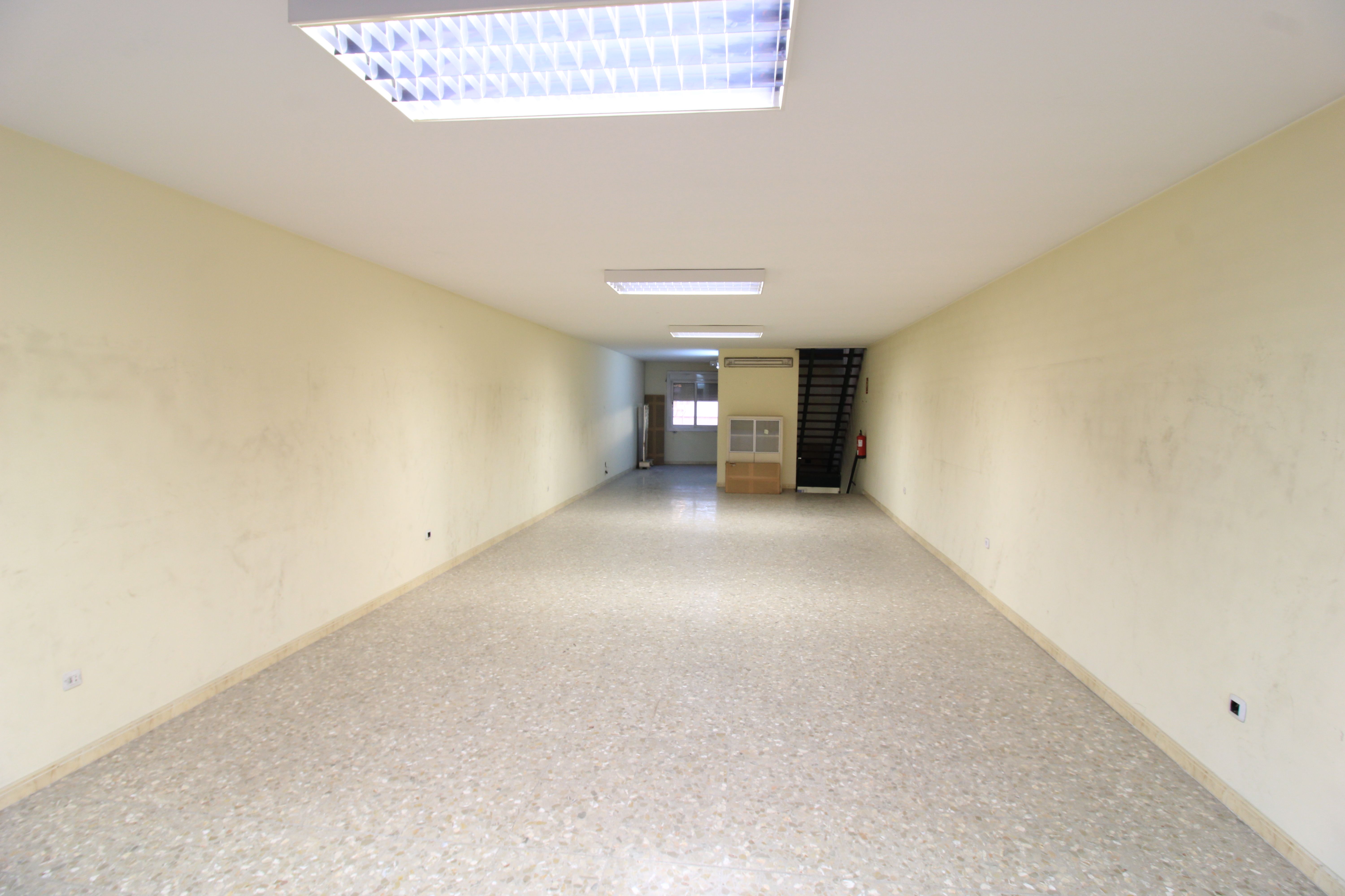 Building for sale in Sabadell  with Alarm