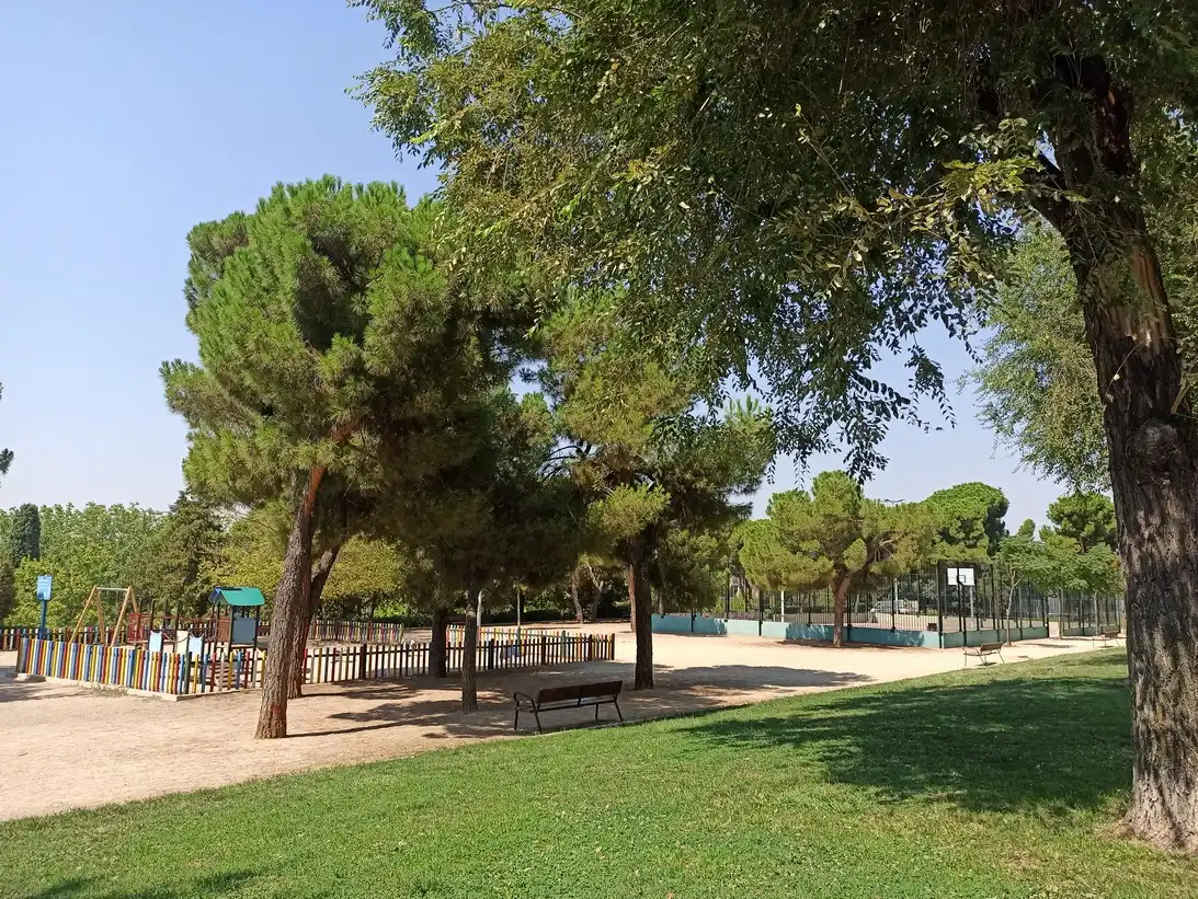 Jardí de Pis en venda en Madrid amb Aire condicionat, Calefacció i Terrassa