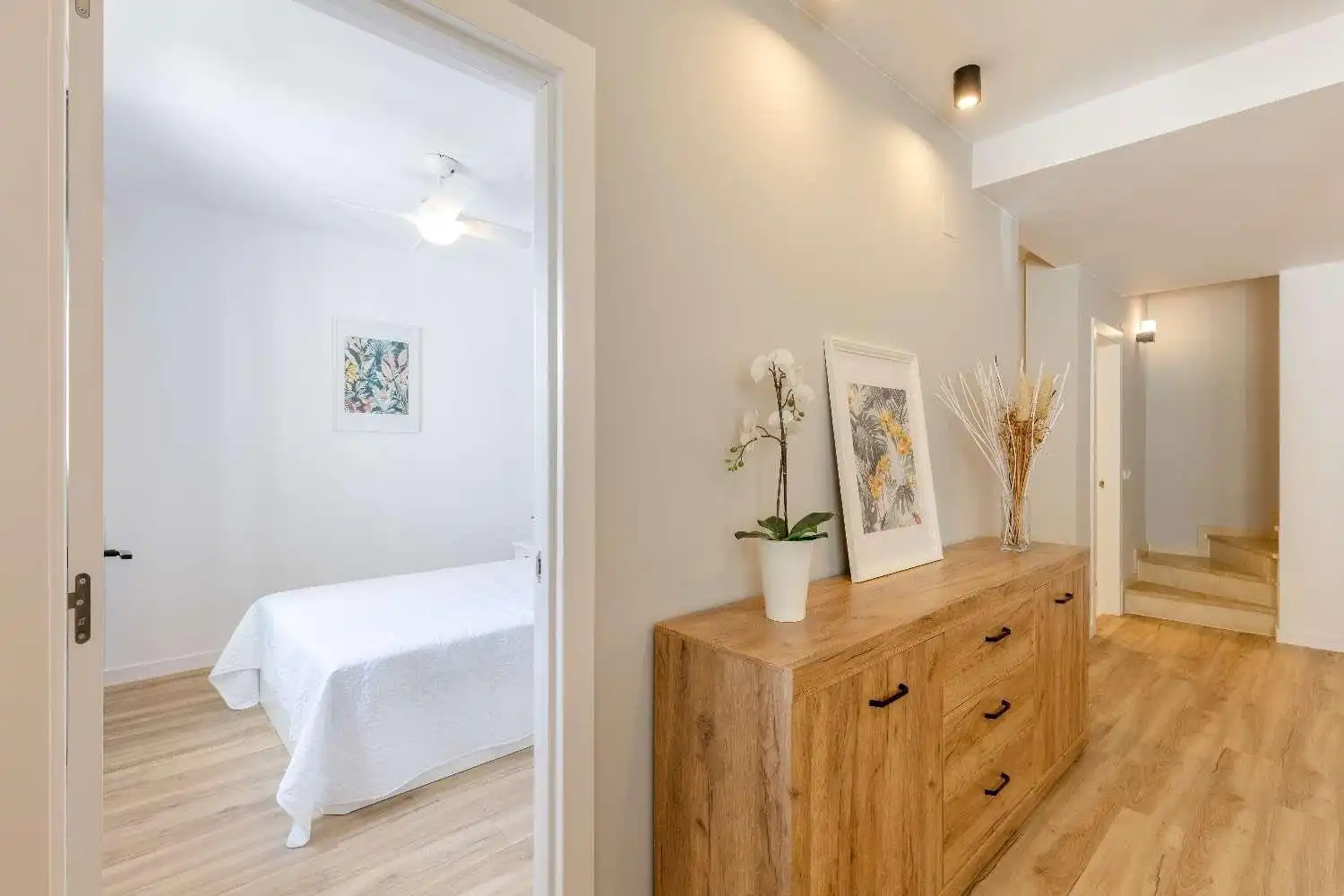 Habitación de Casa adosada en venta en Orihuela con Aire acondicionado, Calefacción y Jardín privado