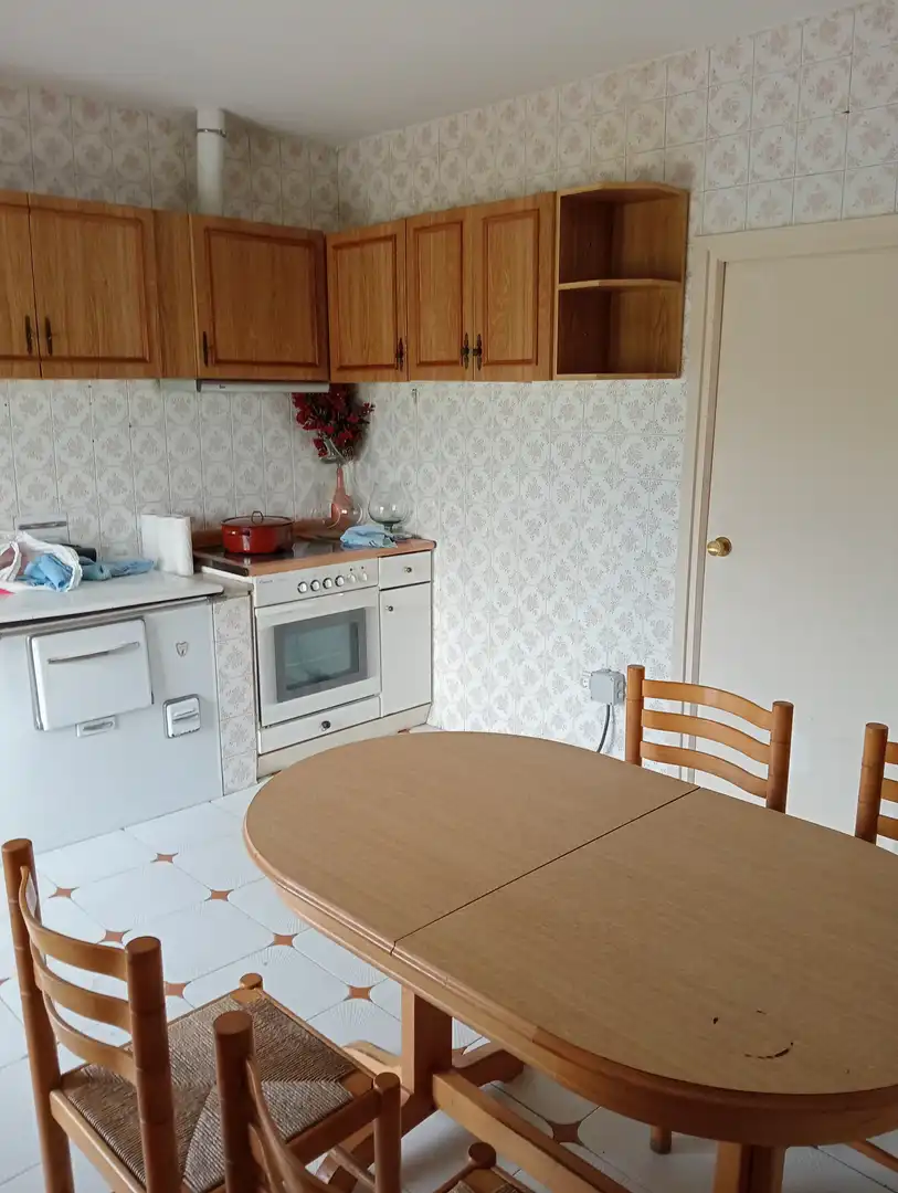 Küche von Wohnung zur Miete in Sariegos mit Heizung und Terrasse