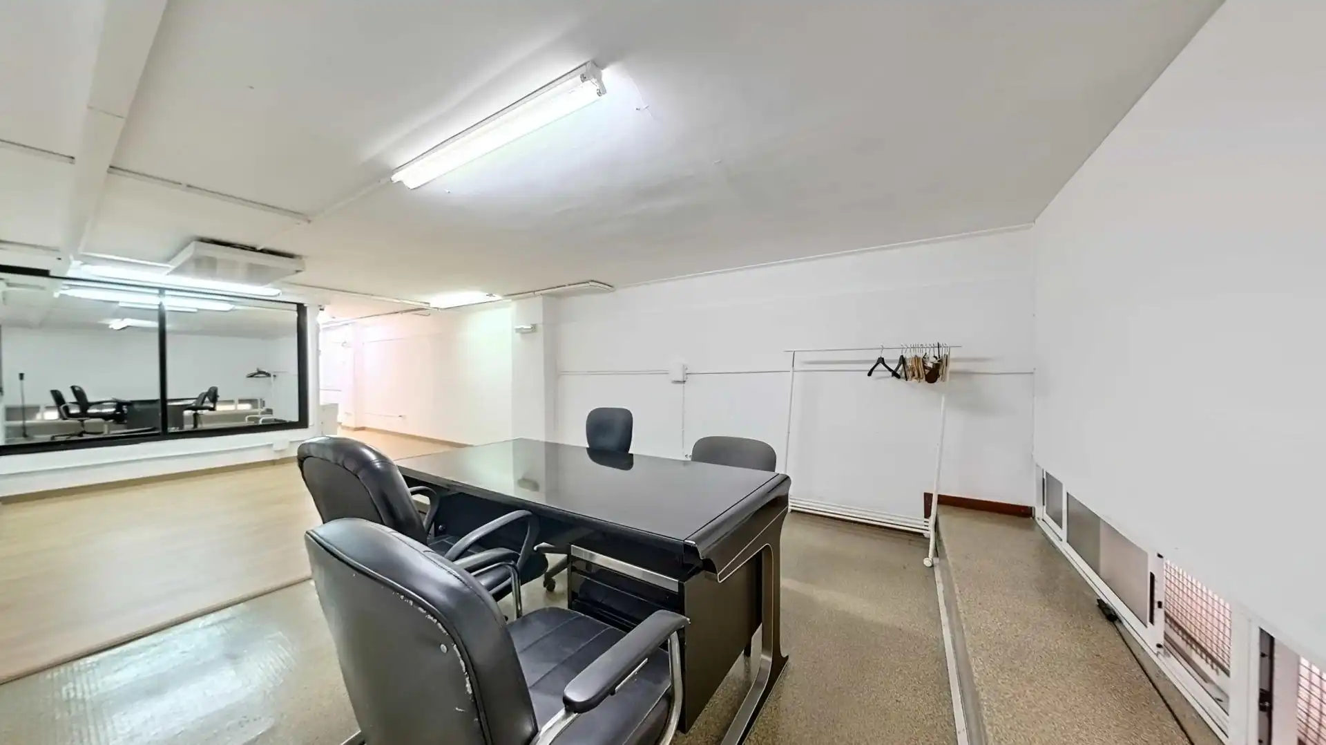 Local comercial en venta en Calle Juan Valentín Escalas, imagen 19
