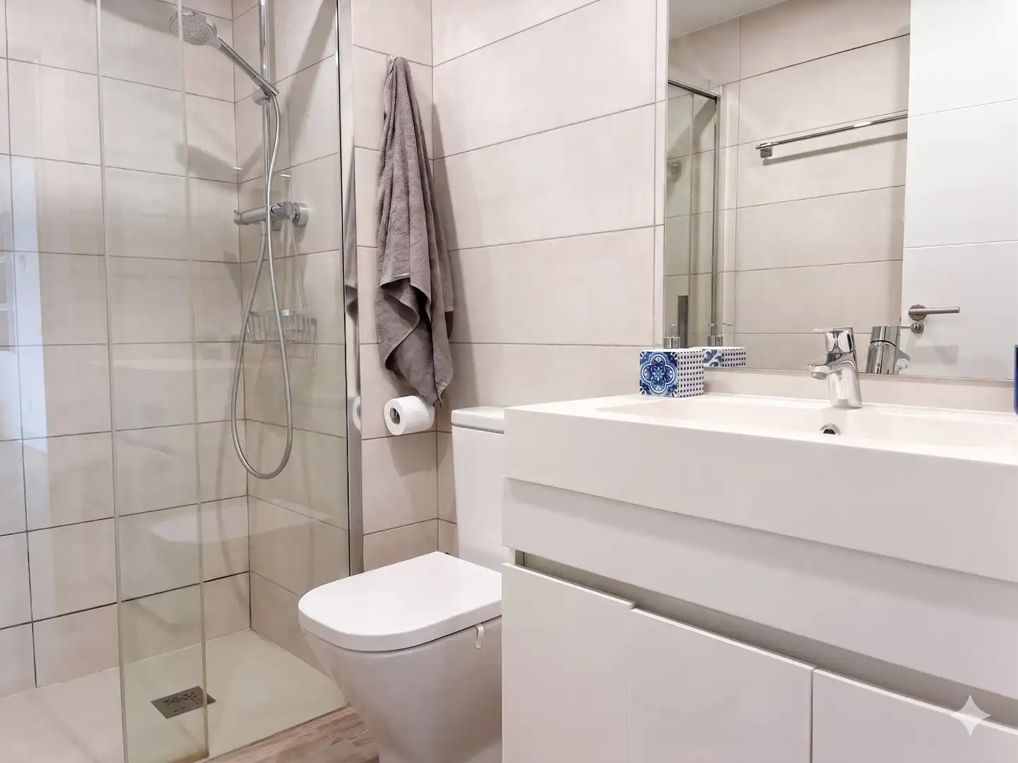 Bathroom of Flat for rent in Castell d'Aro, Platja d'Aro i s'Agaró  with Air Conditioner, Heating and Terrace