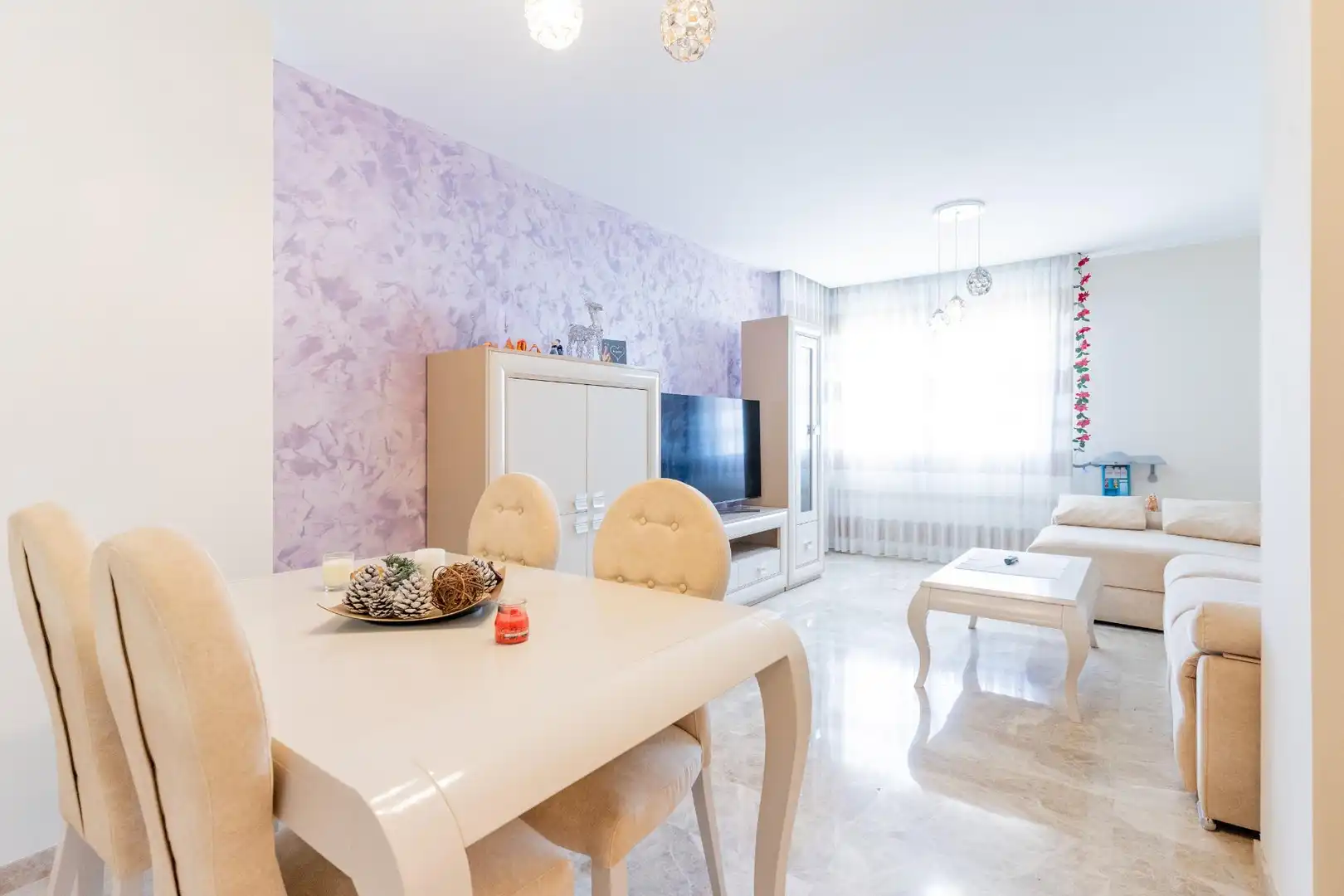 Sala d'estar de Pis en venda en El Ejido amb Aire condicionat i Piscina comunitària