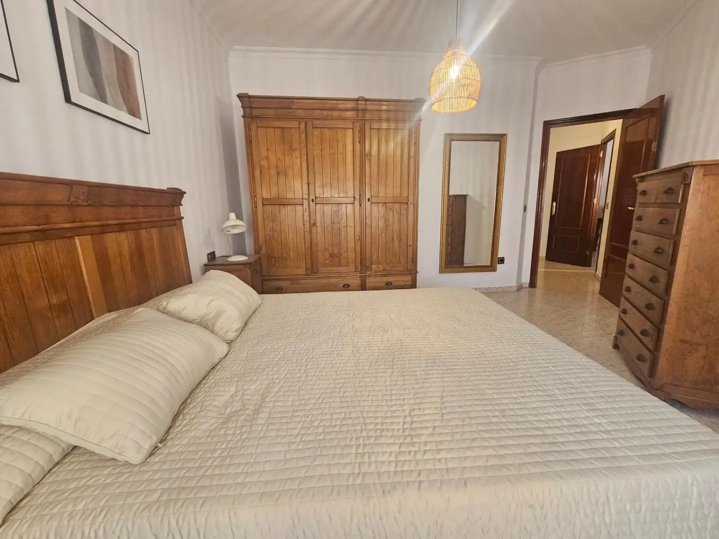 Schlafzimmer von Wohnung zur Miete in Dos Hermanas mit Klimaanlage, Terrasse und Möbliert