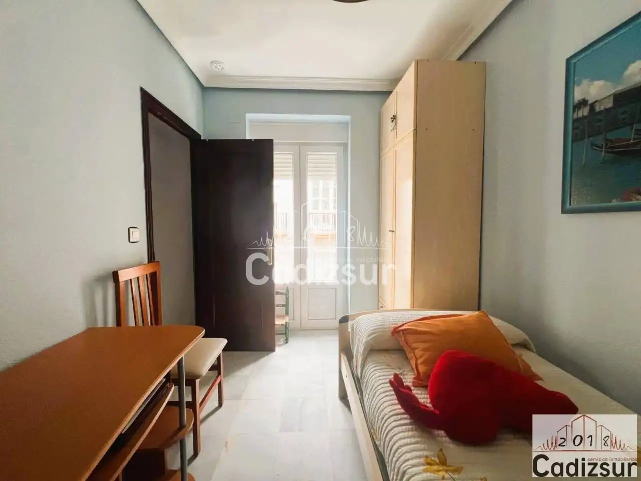 Habitación de Piso en venta en Cádiz con Balcón