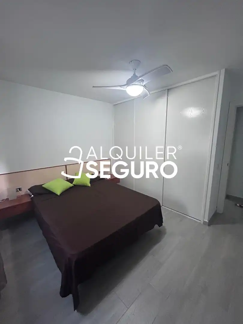 Schlafzimmer von Wohnung zur Miete in Toledo mit Klimaanlage, Heizung und Terrasse