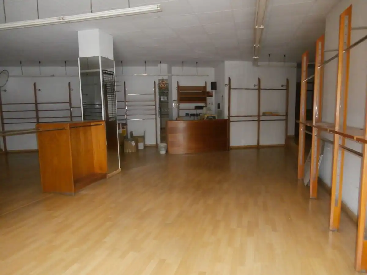 Locale commerciale in affitto a Grado, imagen 8