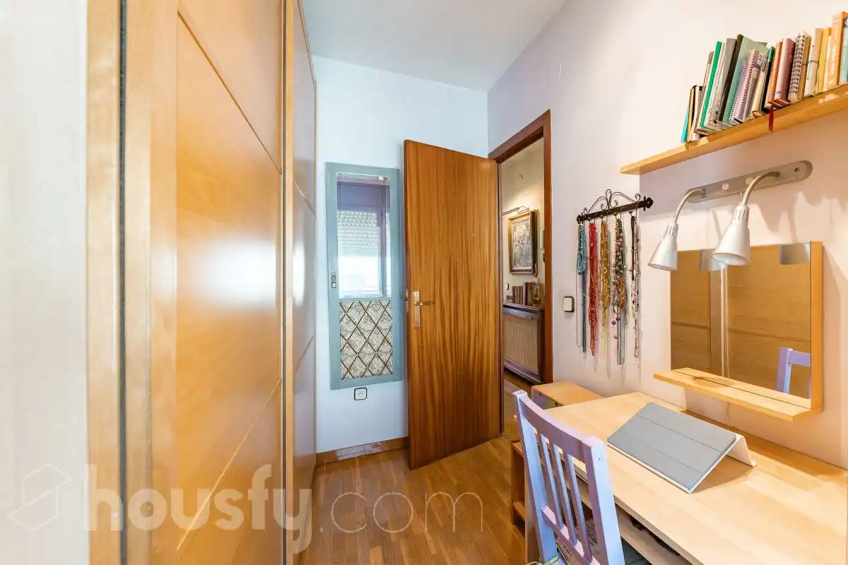 Habitación de Casa o chalet en venta en Sant Cugat del Vallès con Calefacción, Jardín privado y Parquet