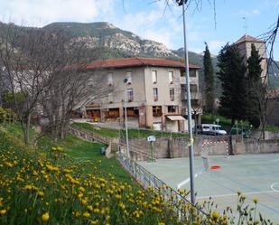 Vista exterior de Edifici en venda en La Nou de Berguedà