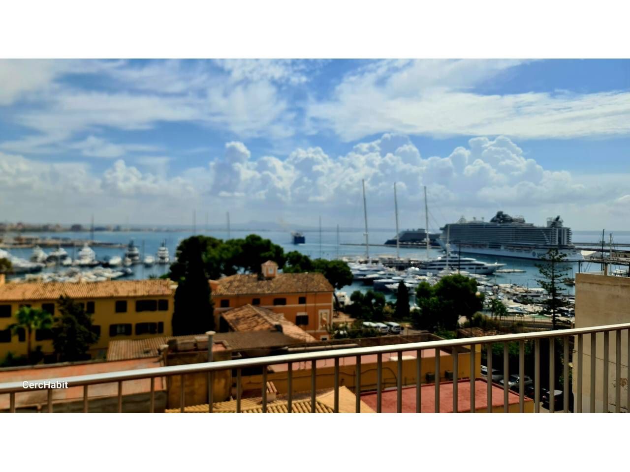 Vista exterior de Àtic en venda en  Palma de Mallorca amb Aire condicionat, Calefacció i Terrassa