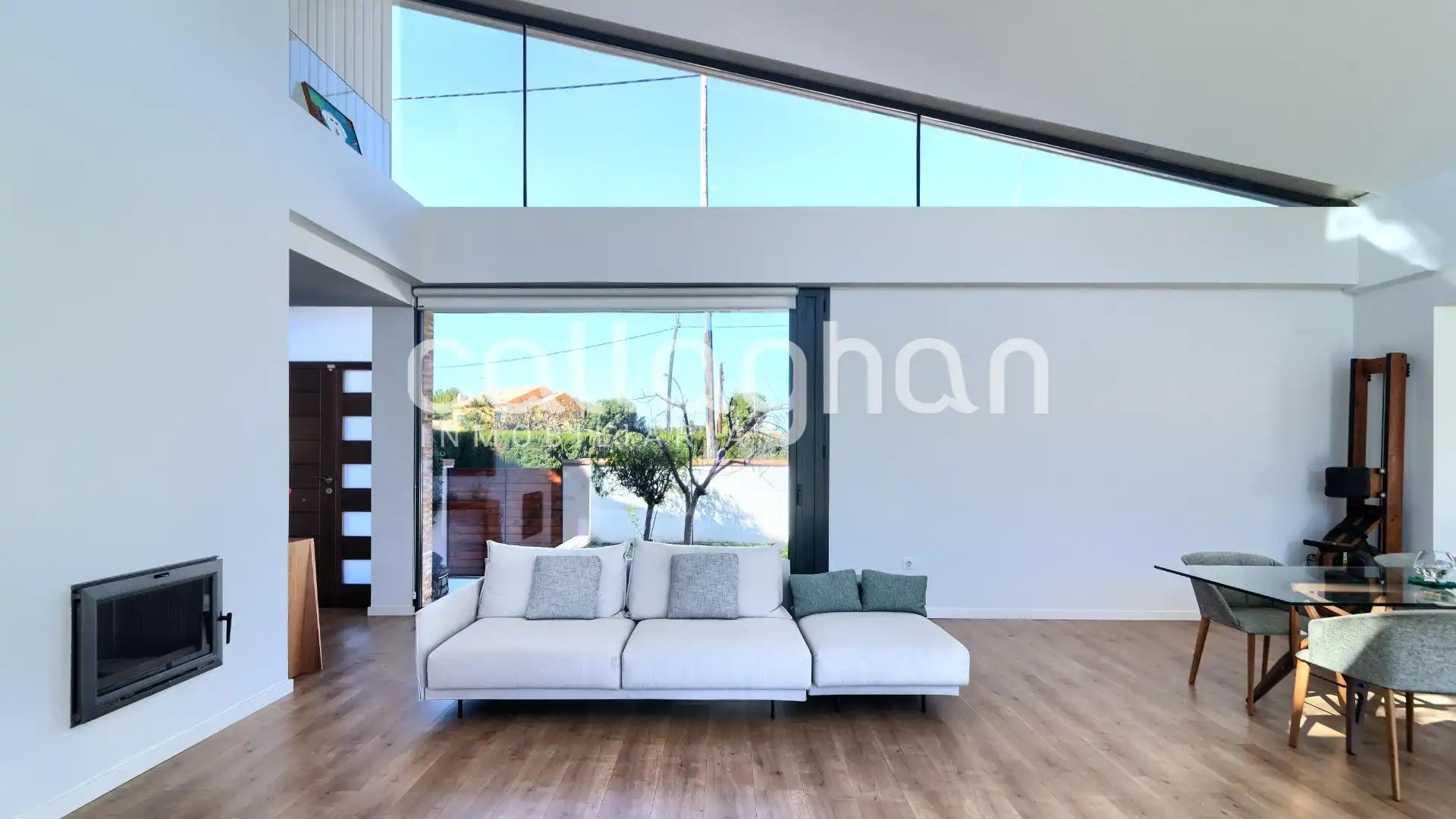 Living room of Houses for sale in L'Eliana  with Air Conditioner, Heating and Private garden