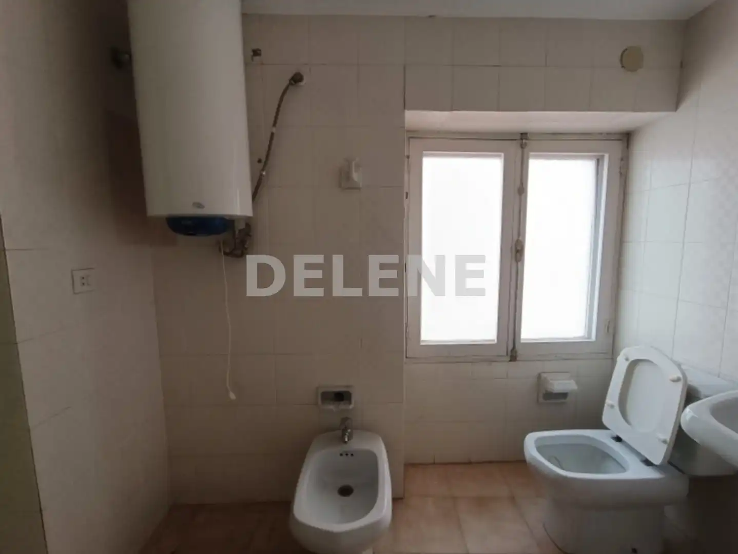 Badezimmer von Wohnung zum Verkauf in Hellín mit Möbliert und Balkon