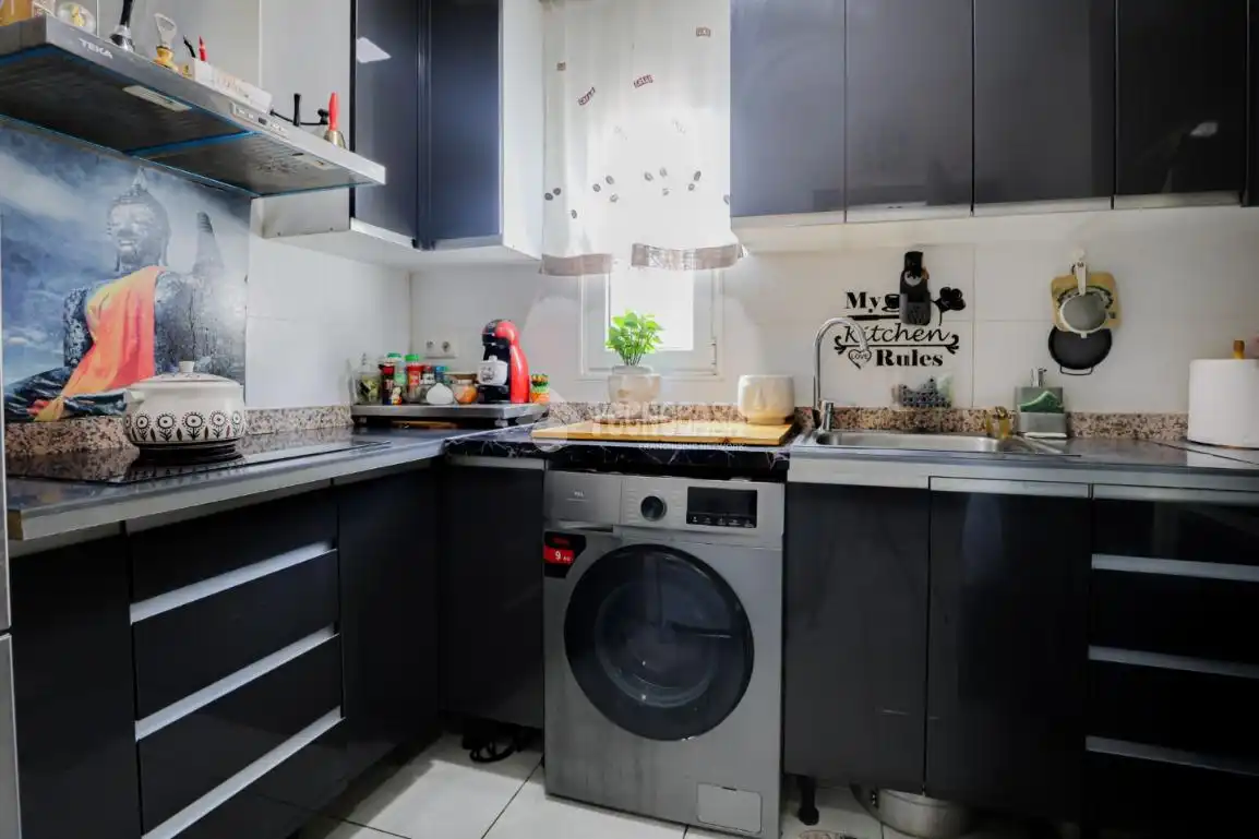 Cocina de Piso en venta en Montcada i Reixac con Terraza