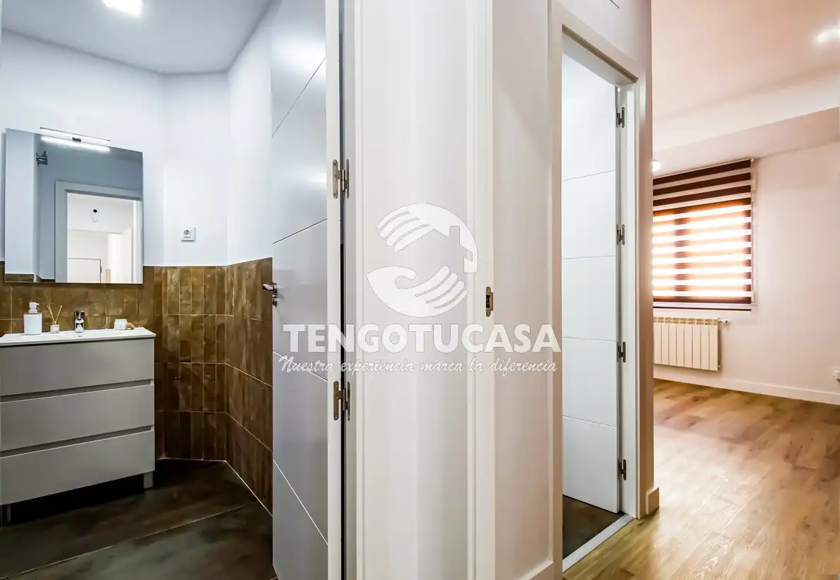 Wohnung zum Verkauf in Madrid mit Klimaanlage, Heizung und Terrasse