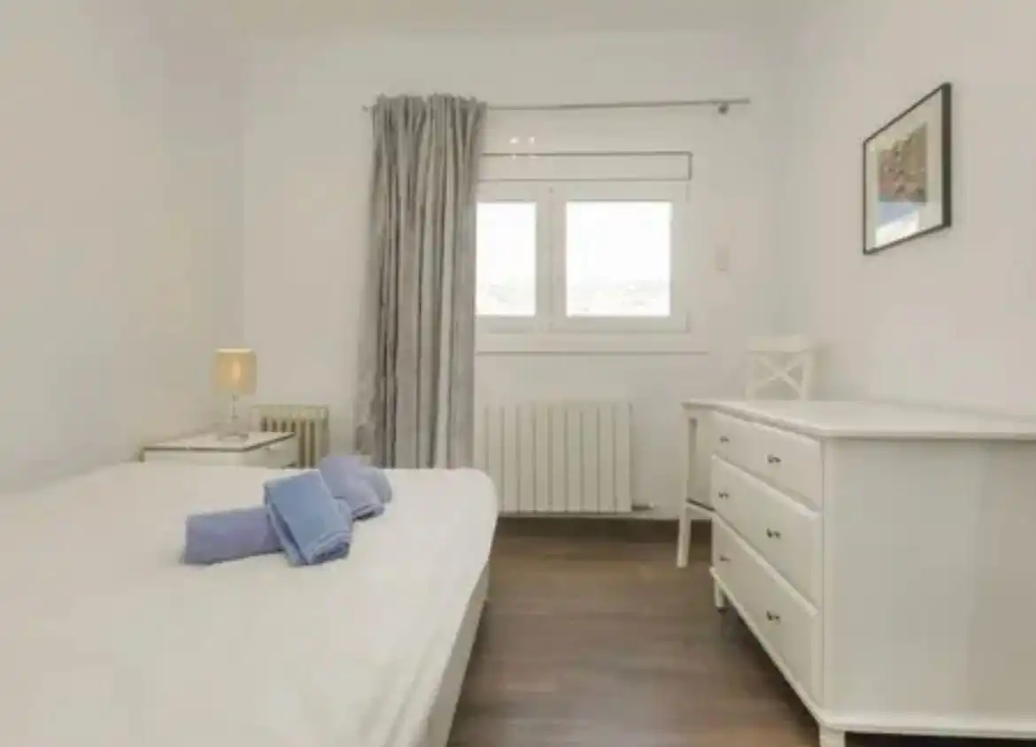 Schlafzimmer von Wohnungen zum Verkauf in Tossa de Mar mit Klimaanlage, Heizung und Parkett