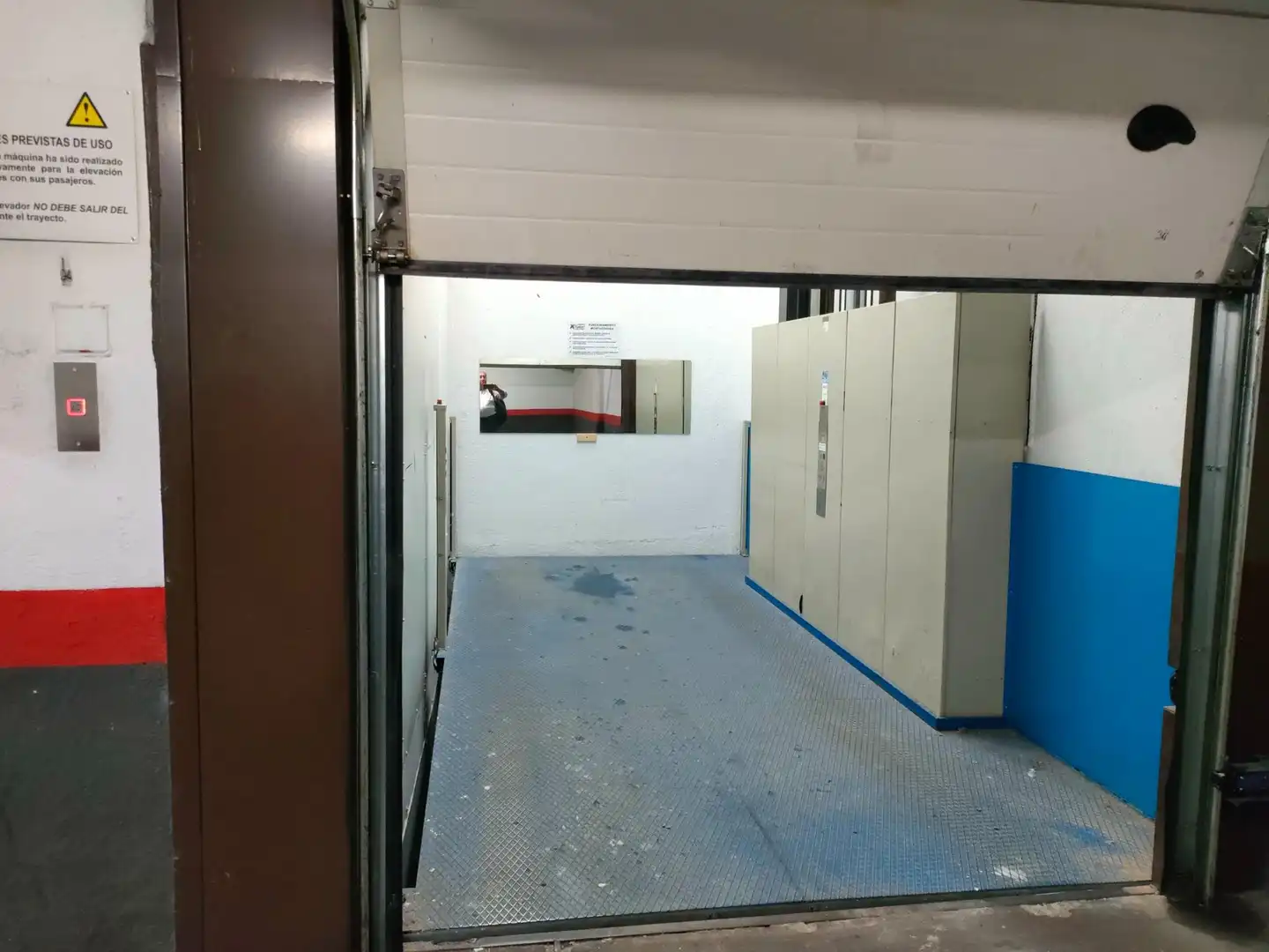 Garage for sale in Madrid
