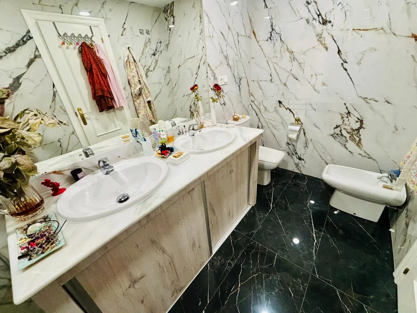 Apartamento en venta en Calle NOGAL-COSMOPOLIS, El Faro de Calaburra - Chaparral