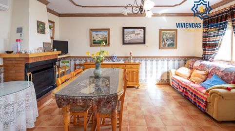 Foto 3 de Casa adosada en venta en Cacín, Granada