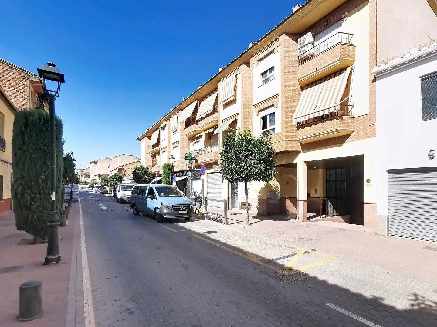 Vista exterior de Piso de alquiler en Churriana de la Vega con Calefacción y Balcón
