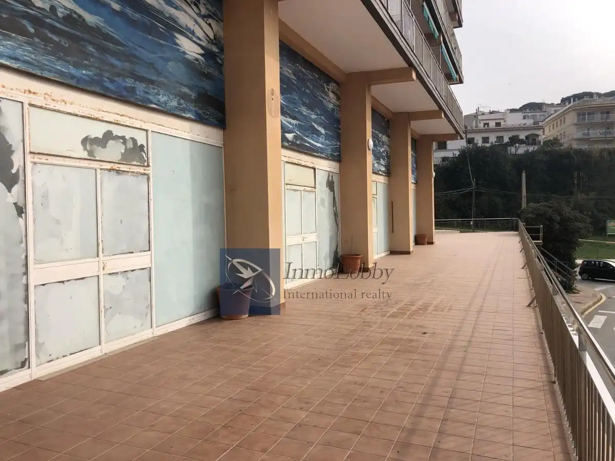 Local en venta en Cristofol Colom, Centre