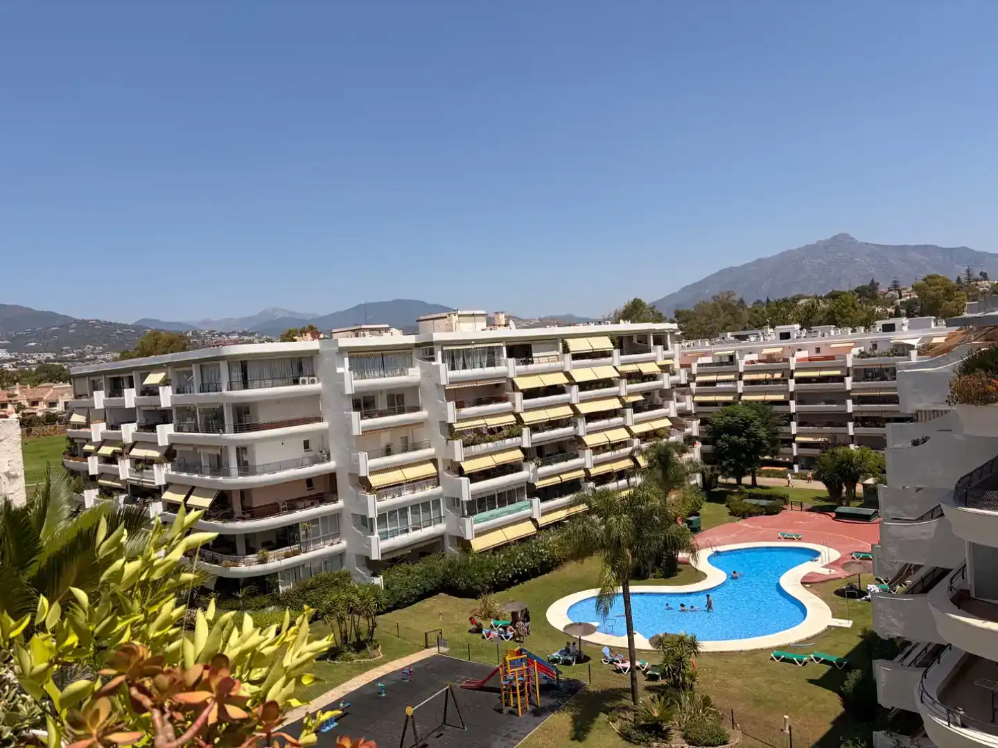 Exterior view of Flat for sale in Marbella  with Air Conditioner, Swimming Pool and Balcony