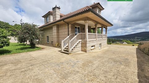 *** UNA GRAN CASA PARA LA VIDA EN FAMILIA, A 5 MINUTOS DE CARBALLO***