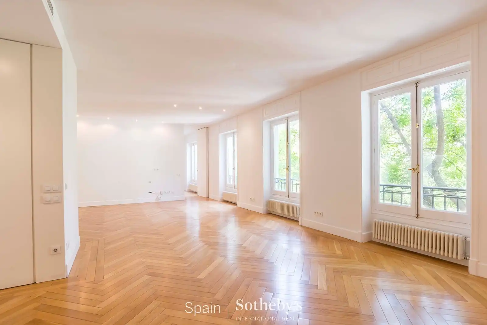 Wohnzimmer von Wohnungen zur Miete in Madrid mit Klimaanlage und Heizung