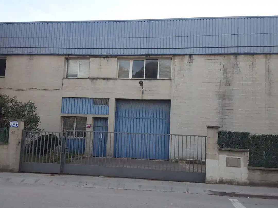 Außenansicht von Geschaftsraum zur Miete in La Garriga mit Alarm