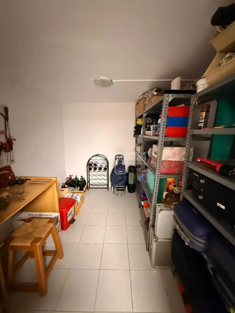 Einfamilien-Reihenhaus zum Verkauf in Alcalá de Guadaira mit Klimaanlage und Terrasse