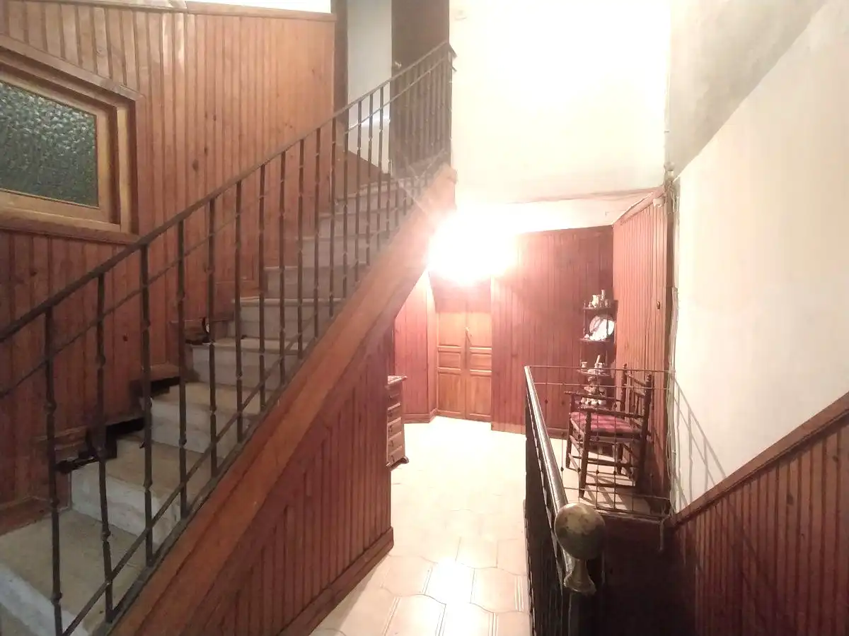 Einfamilien-Reihenhaus zum Verkauf in Trujillo mit Terrasse und Balkon