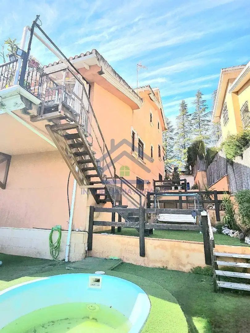 Chalet con terraza en venta en Gójar, imagen 16