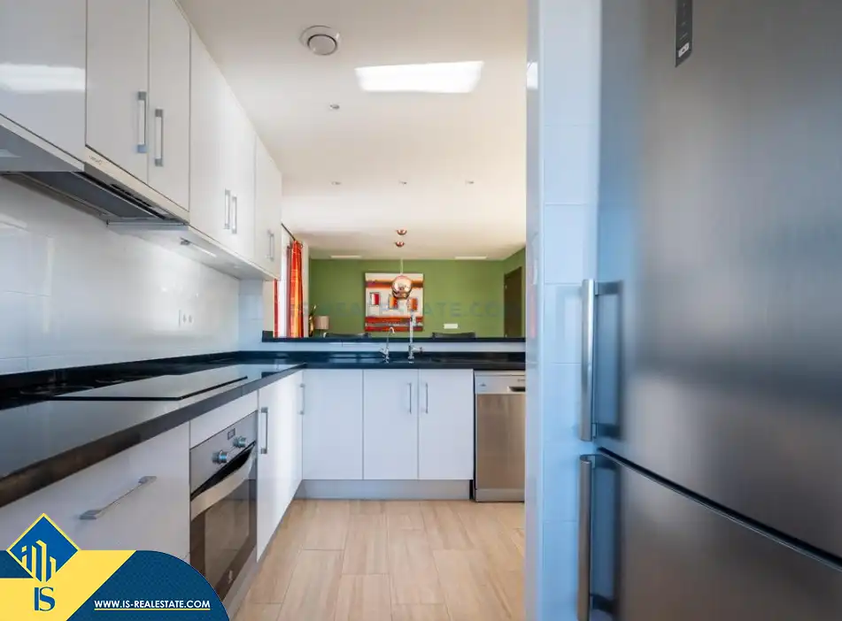 Cocina de Dúplex en venta en Torrevieja con Terraza, Amueblado y Piscina comunitaria