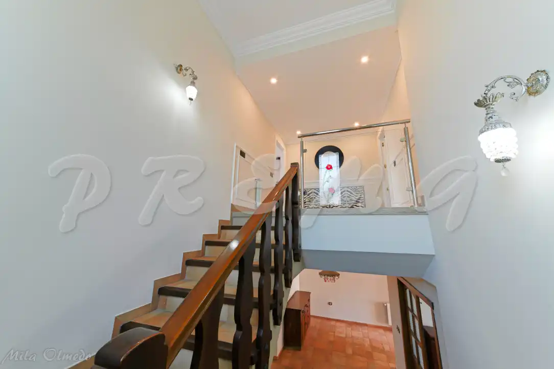 Houses for sale in Los Pinos