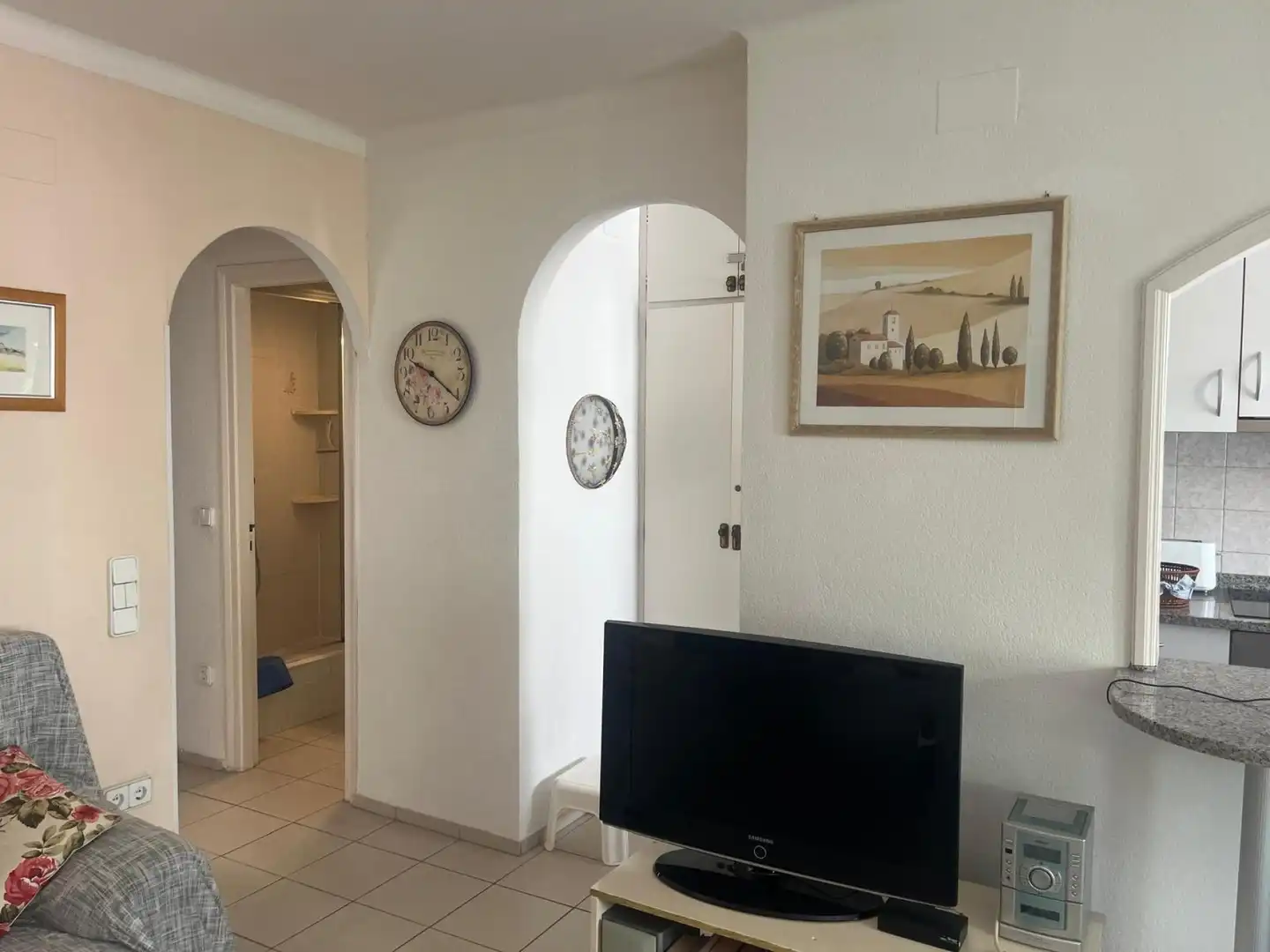 Terraced house with garden for sale in de la Valira 19, imagen 4