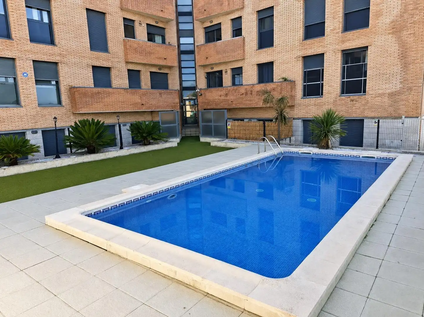 Swimming pool of Flat for sale in Deltebre  with Community pool