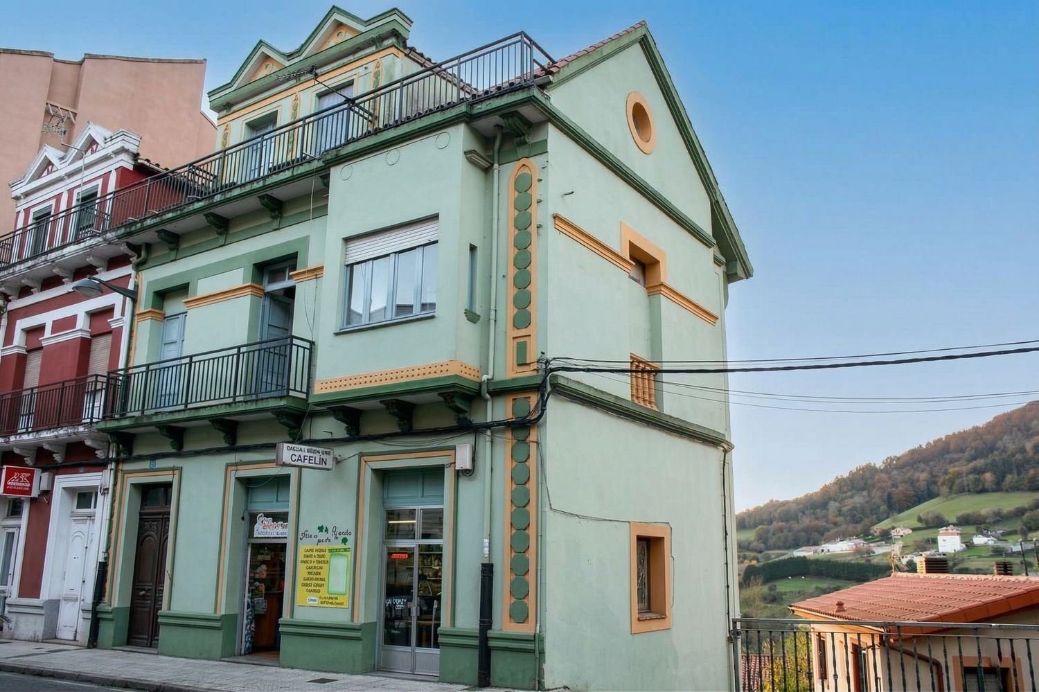 Vista exterior de Casa o chalet en venta en Tineo con Piscina