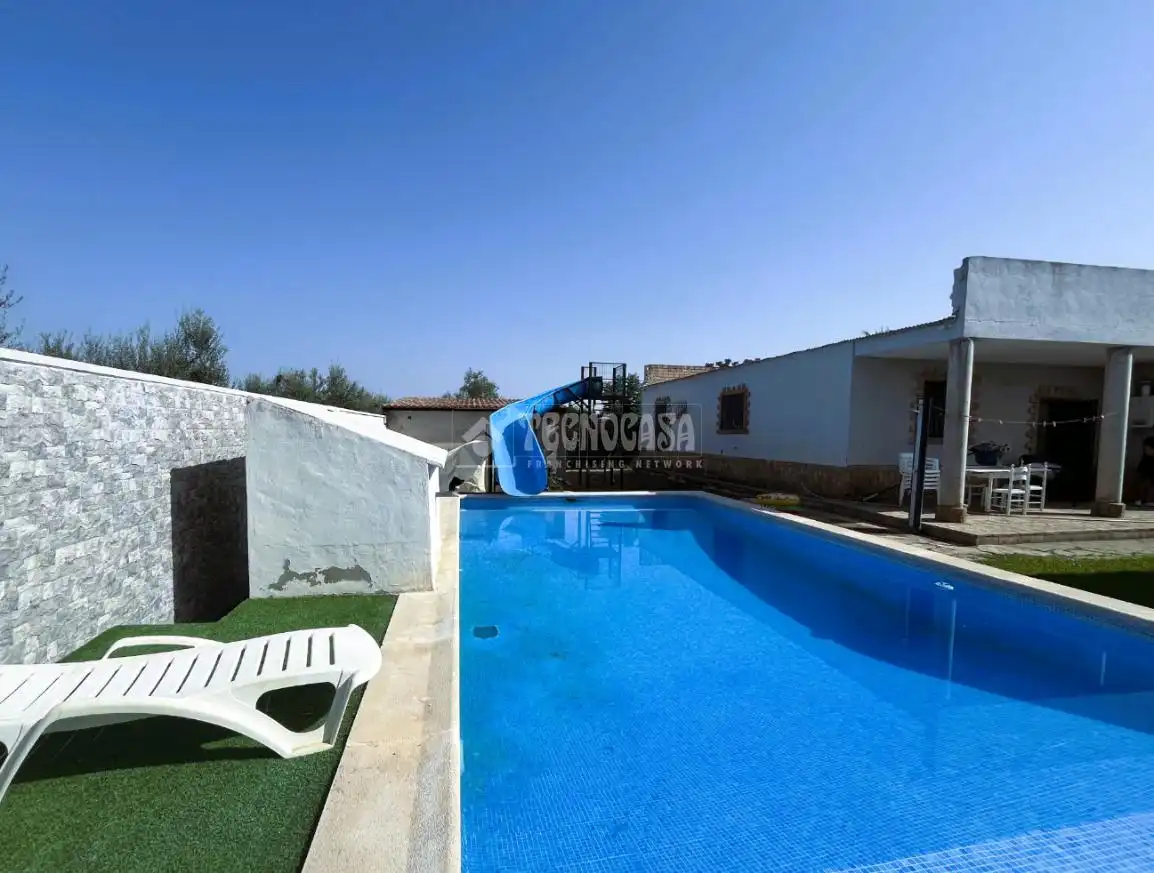 Casa o chalet en venta en Pilas