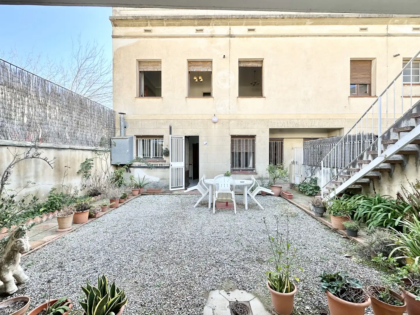 Garten von Einfamilien-Reihenhaus zum Verkauf in El Masnou mit Heizung, Privatgarten und Terrasse