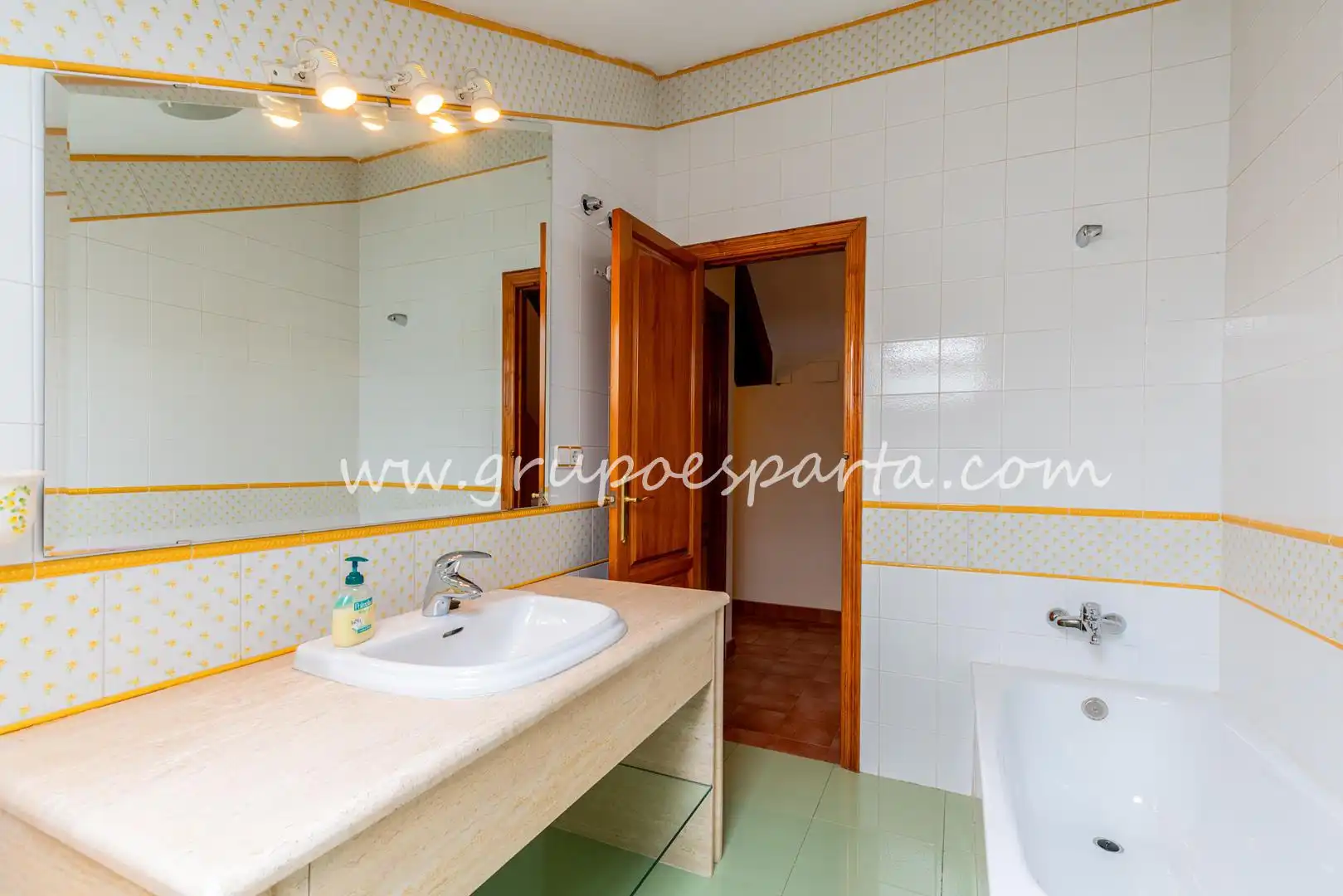 Houses for sale in Calle Don Juan, 44, Santa Clara