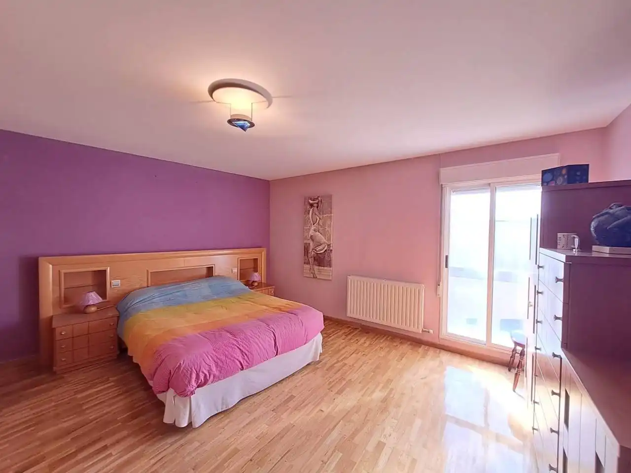 Dormitori de Casa o xalet en venda en Burgos amb Calefacció, Jardí privat i Parquet