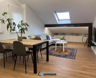 Sala d'estar de Apartament de lloguer en Donostia - San Sebastián  amb Calefacció, Forn i Rentadora